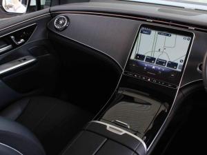 Mercedes-Benz EQE SUV EQE350 4Matic SUV - Image 10