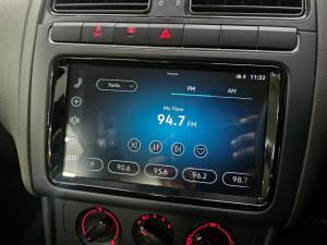 Volkswagen Polo Vivo hatch 1.6 Life - Image 7