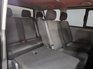 Volkswagen Transporter 2.0BiTDI Kombi SWB Trendline Plus 4Motion - Image 11