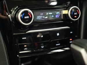 Mahindra XUV 3XO 1.2T AX5 auto - Image 33