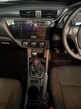 Toyota Corolla Quest 1.8 Plus manual - Image 3