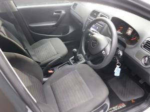 Volkswagen Polo Vivo hatch 1.4 Trendline - Image 9