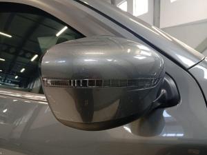 Nissan Navara 2.5DDTi double cab LE 4x4 - Image 7