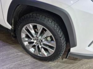 Toyota RAV4 2.5 VX AWD - Image 13