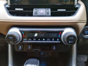 Toyota RAV4 2.5 VX AWD - Image 15