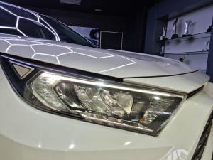 Toyota RAV4 2.5 VX AWD - Image 4