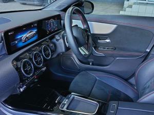 Mercedes-Benz CLA CLA200 Progressive - Image 13