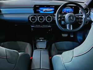 Mercedes-Benz CLA CLA200 Progressive - Image 9