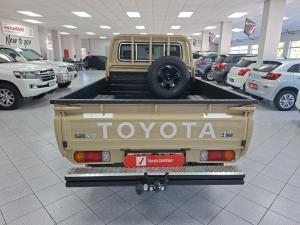 Toyota Land Cruiser 79 4.5D-4D LX V8 single cab - Image 5