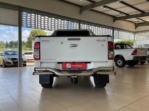 Toyota Hilux 3.0D-4D double cab Raider Legend 45 auto - Image 5