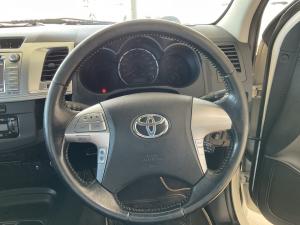 Toyota Hilux 3.0D-4D double cab Raider Legend 45 auto - Image 8