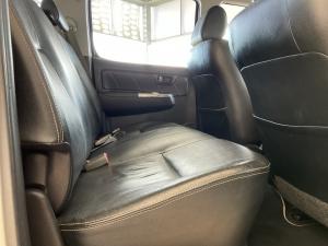 Toyota Hilux 3.0D-4D double cab Raider Legend 45 auto - Image 17