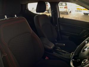 Renault Kiger 1.0 Turbo Intens manual - Image 13