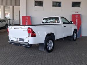 Toyota Hilux 2.4GD-6 4x4 SRX auto - Image 2