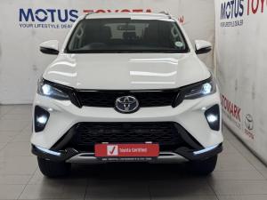 Toyota Fortuner 2.4GD-6 4x4 - Image 4