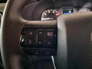 Toyota Hilux 2.4GD-6 double cab Raider auto - Image 9