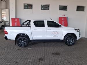 Toyota Hilux 2.4GD-6 double cab Raider auto - Image 3