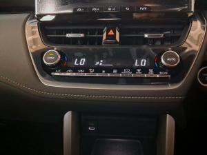 Toyota Corolla Cross 1.8 HEV XR - Image 15