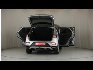 Volkswagen T-Roc 2.0TSI 4Motion Design - Image 24