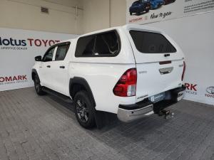 Toyota Hilux 2.4GD-6 double cab 4x4 Raider manual - Image 8