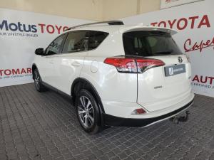 Toyota RAV4 2.0 GX - Image 8