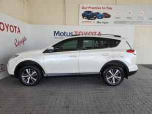 Toyota RAV4 2.0 GX - Image 9