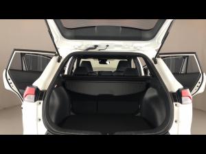 Toyota Corolla Cross 1.8 Hybrid XR - Image 13