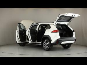 Toyota Corolla Cross 1.8 Hybrid XR - Image 25