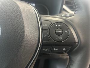 Toyota RAV4 2.0 VX - Image 10