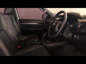 Toyota Hilux 2.8GD-6 48V double cab 4x4 Legend RS - Image 10