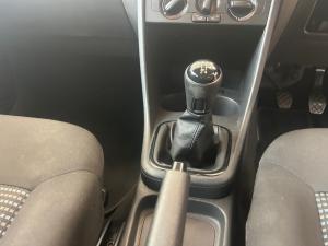 Volkswagen Polo Vivo hatch 1.4 Comfortline - Image 11