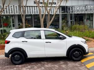 Renault Triber 1.0 Evolution - Image 3