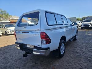 Toyota Hilux 2.8GD-6 4x4 Raider - Image 2