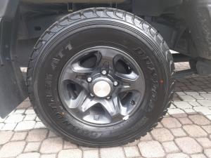 Toyota Land Cruiser 79 4.2D double cab - Image 16