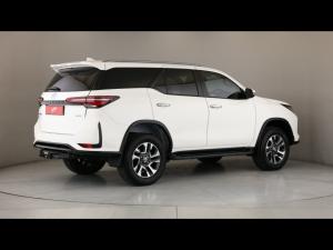 Toyota Fortuner 2.8GD-6 4x4 VX - Image 2