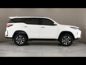 Toyota Fortuner 2.8GD-6 4x4 VX - Image 3