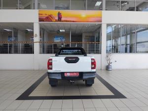Toyota Hilux 2.8GD-6 Xtra cab Legend manual - Image 5