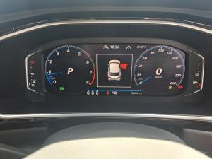 Volkswagen T-Roc 2.0TSI 4Motion R-Line - Image 11