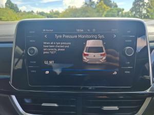 Volkswagen T-Roc 2.0TSI 4Motion R-Line - Image 13