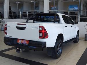 Toyota Hilux 2.8GD-6 48V double cab Raider - Image 2