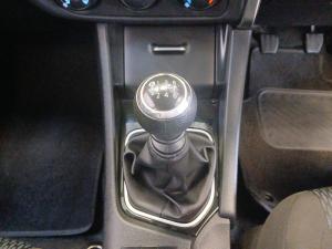 Toyota Corolla Quest 1.8 Plus manual - Image 10