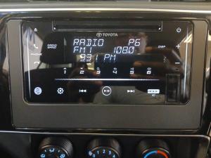 Toyota Corolla Quest 1.8 Plus manual - Image 11