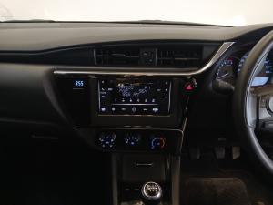 Toyota Corolla Quest 1.8 Plus manual - Image 12