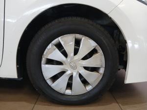 Toyota Corolla Quest 1.8 Plus manual - Image 17