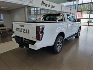 Isuzu D-MAX 3.0 Ddi LSE automatic E/CAB - Image 2