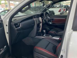 Toyota Fortuner 2.8 GD-6 automatic - Image 7
