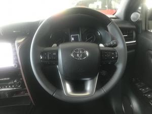 Toyota Fortuner 2.8 GD-6 VX automatic - Image 8