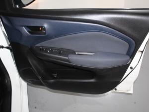 Toyota Starlet 1.5 Xs automatic - Image 15