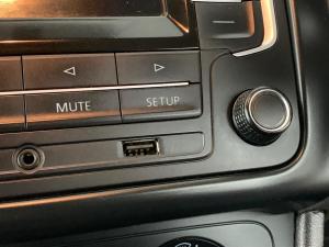 Volkswagen Polo Vivo 1.4 Comfortline - Image 15