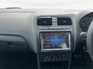 Volkswagen Polo Vivo hatch 1.6 Life - Image 10